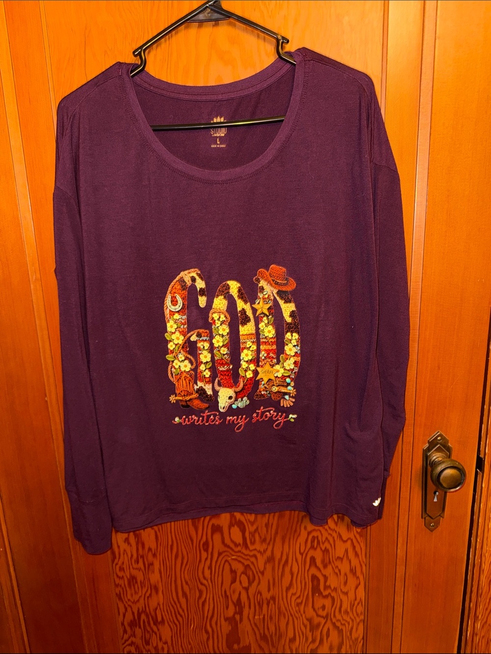 Women's Purple Graphic Long-Sleeve Tee - GOA Floral Design